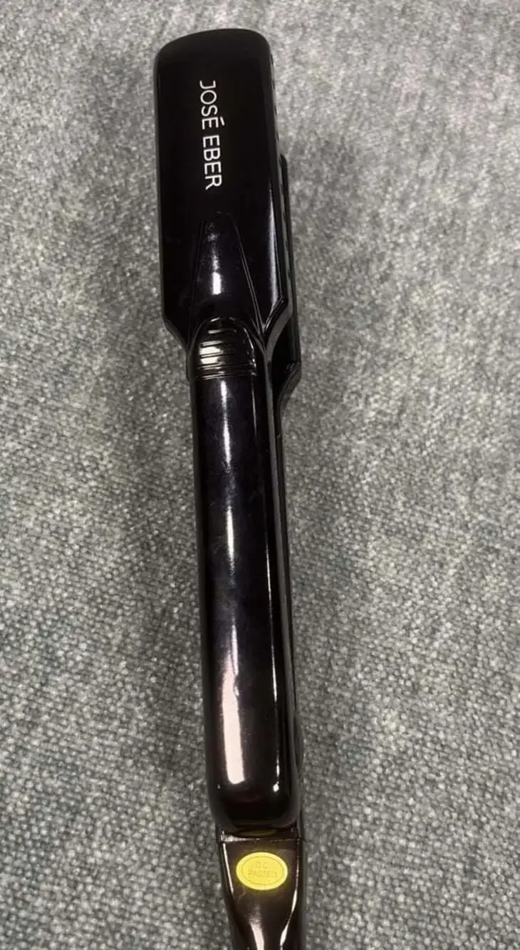José Eber Professional Ceramic Hair Straightening Flat Iron Model UNT 043